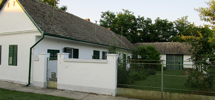 Burghardt-Ház